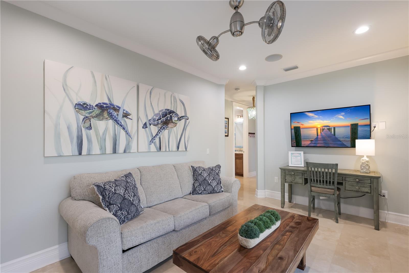 313 HAMMOCK CIR, ANNA MARIA, FL — photo 28