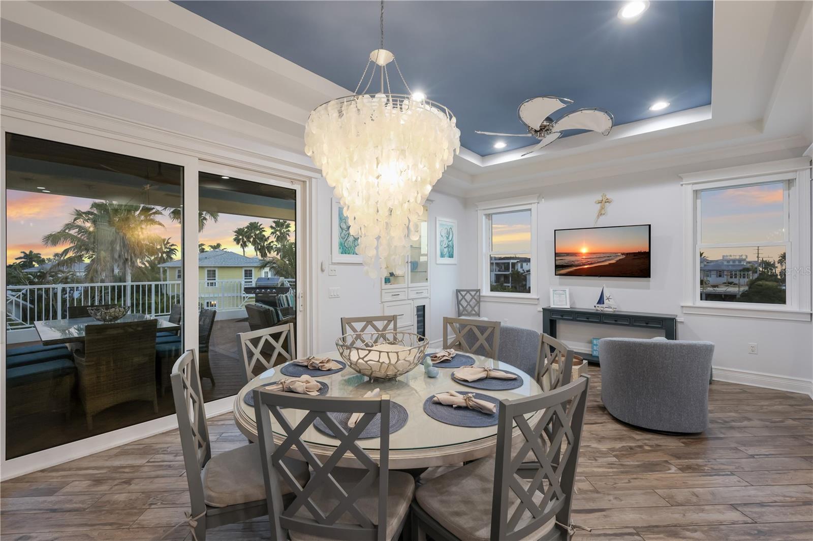 313 HAMMOCK CIR, ANNA MARIA, FL — photo 46