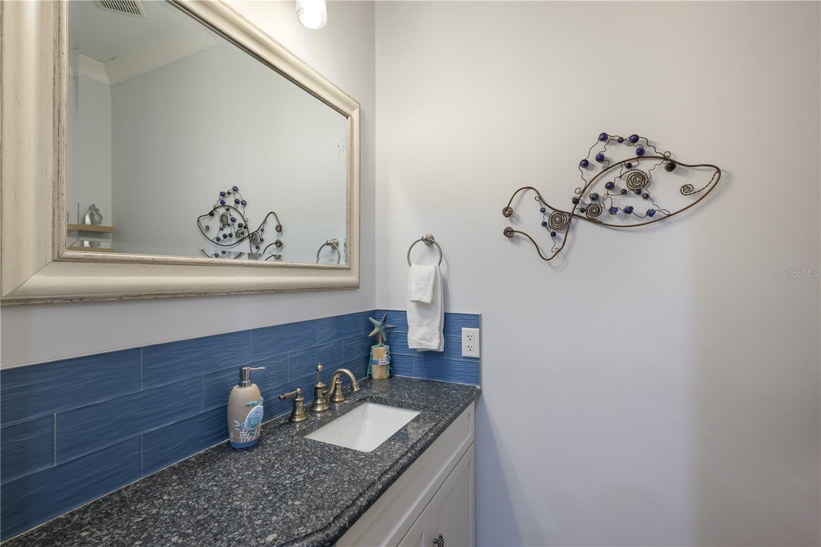 313 HAMMOCK CIR, ANNA MARIA, FL — photo 48