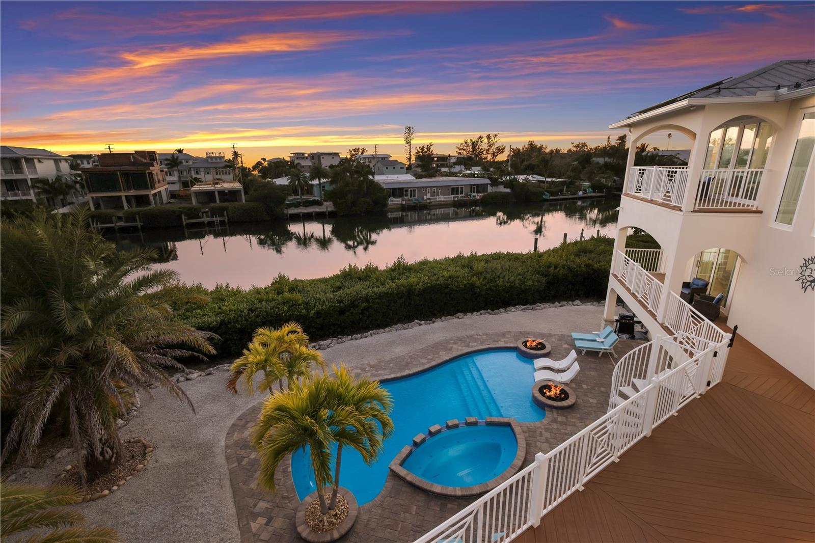 313 HAMMOCK CIR, ANNA MARIA, FL — photo 52