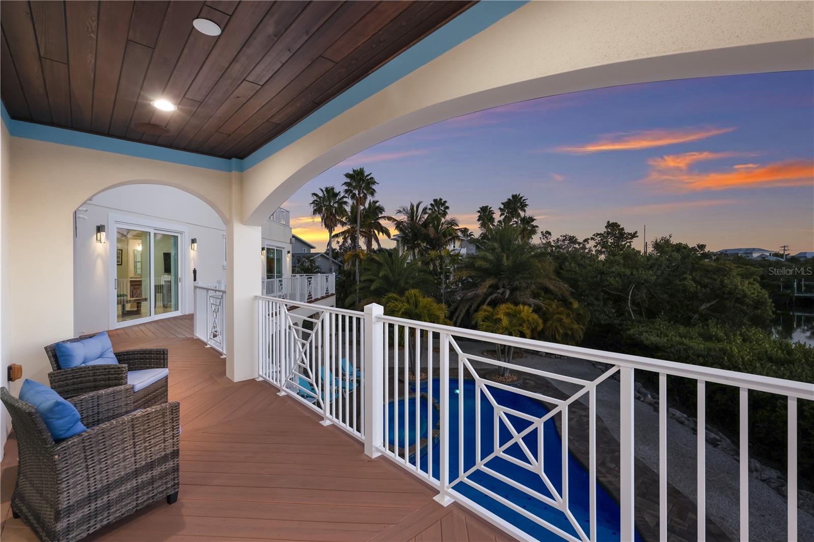 313 HAMMOCK CIR, ANNA MARIA, FL — photo 54