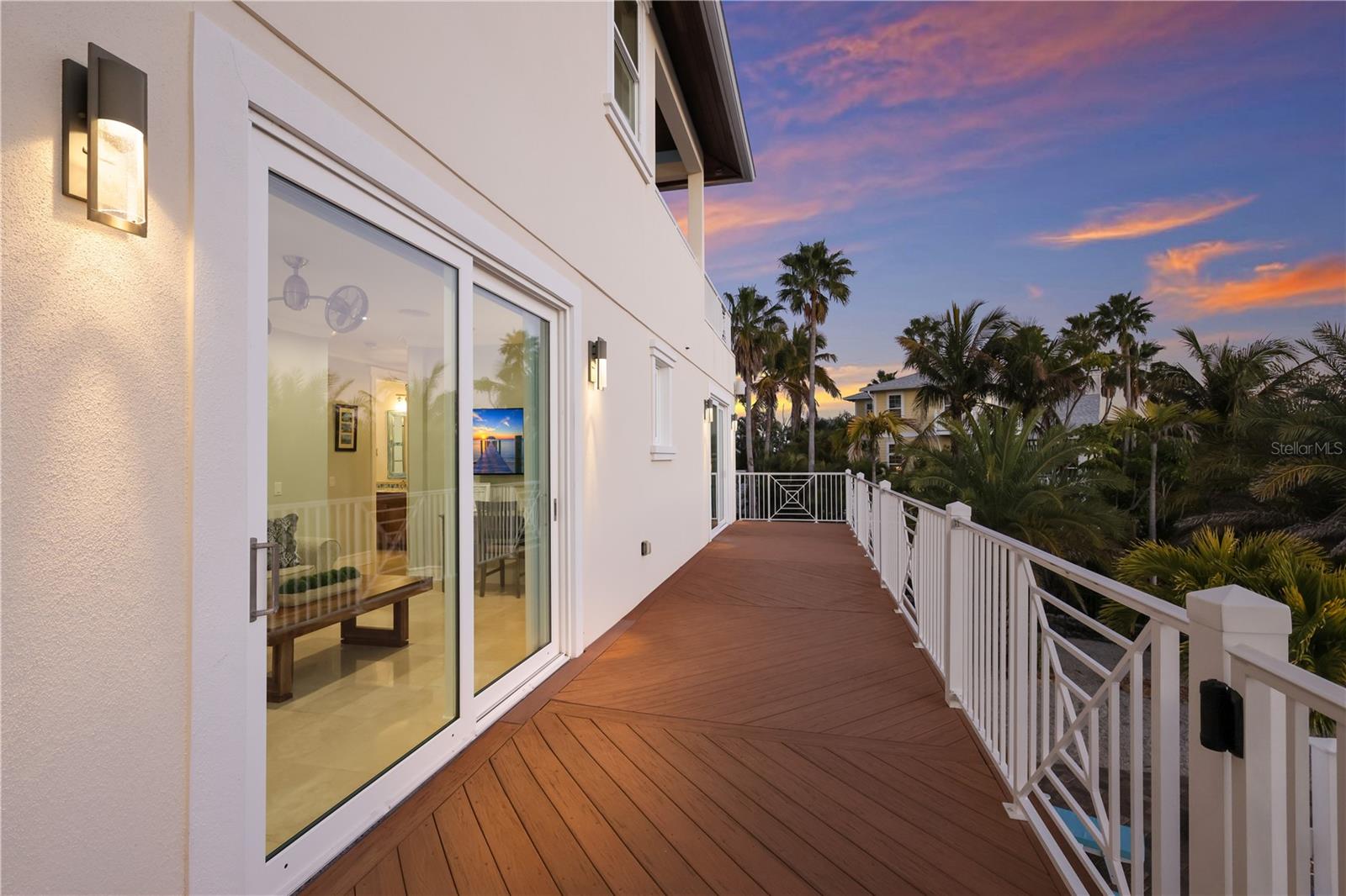 313 HAMMOCK CIR, ANNA MARIA, FL — photo 56