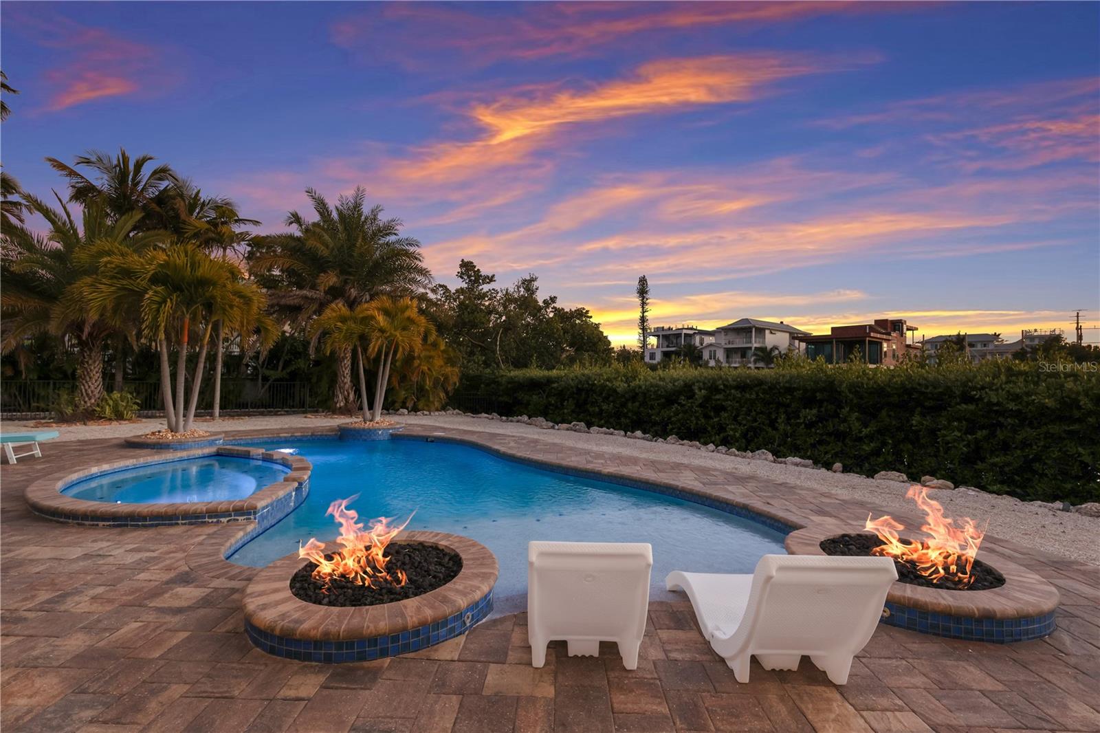 313 HAMMOCK CIR, ANNA MARIA, FL — photo 58