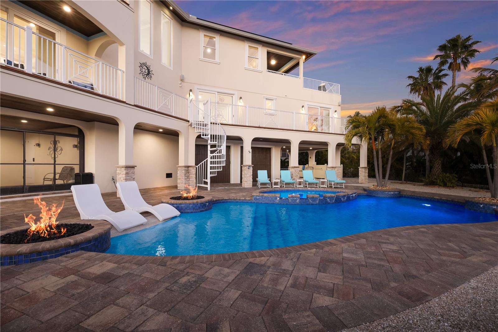 313 HAMMOCK CIR, ANNA MARIA, FL — photo 60