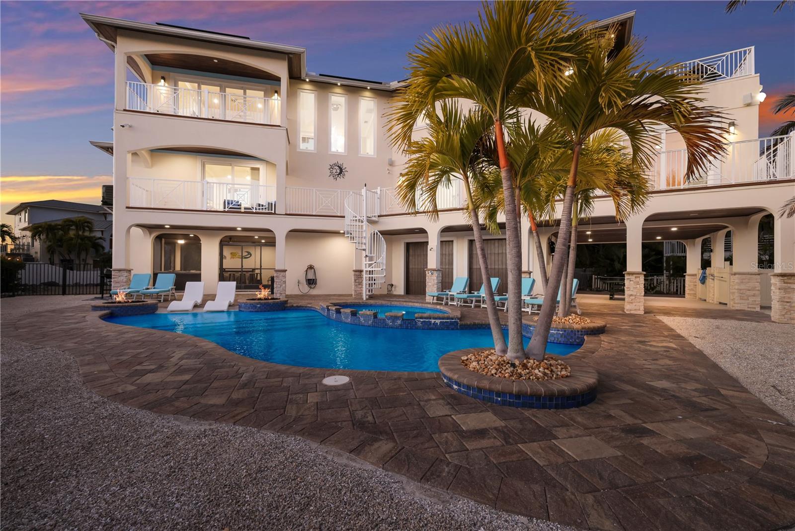 313 HAMMOCK CIR, ANNA MARIA, FL — photo 61
