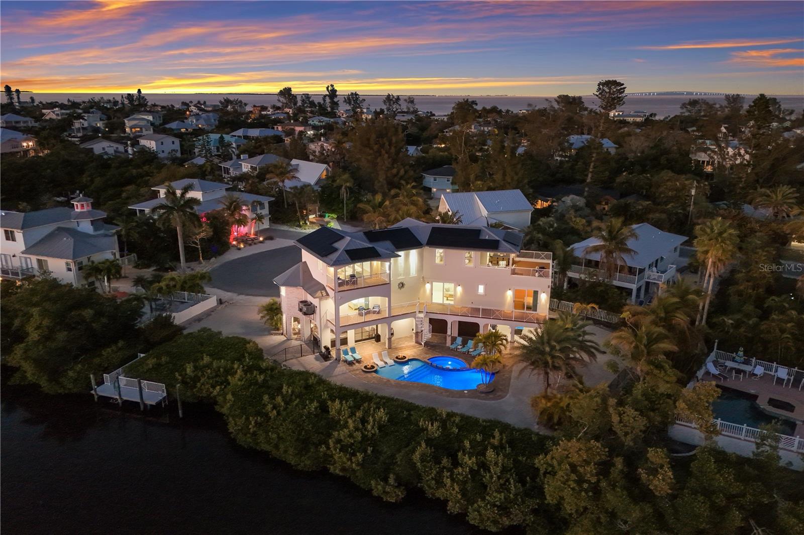 313 HAMMOCK CIR, ANNA MARIA, FL — photo 83