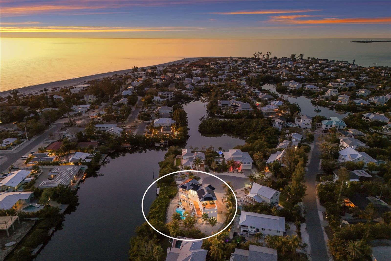 313 HAMMOCK CIR, ANNA MARIA, FL — photo 85