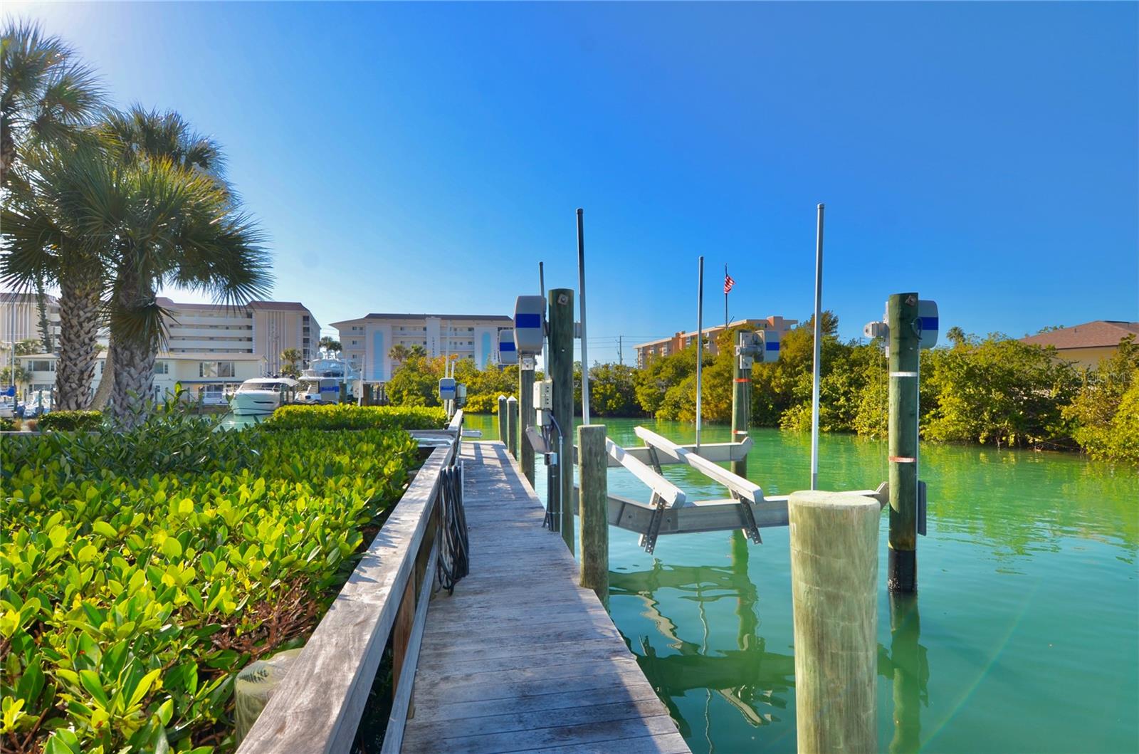 724 EL DORADO DR, VENICE, FL — photo 9
