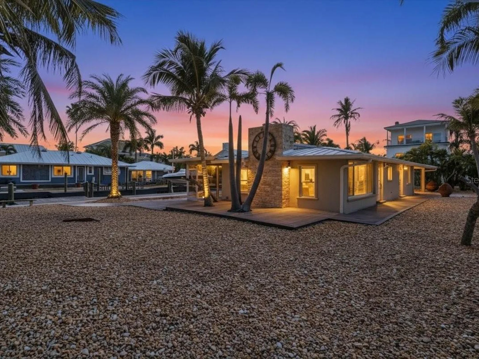 834 JUNGLE QUEEN WAY, LONGBOAT KEY, FL — photo 9
