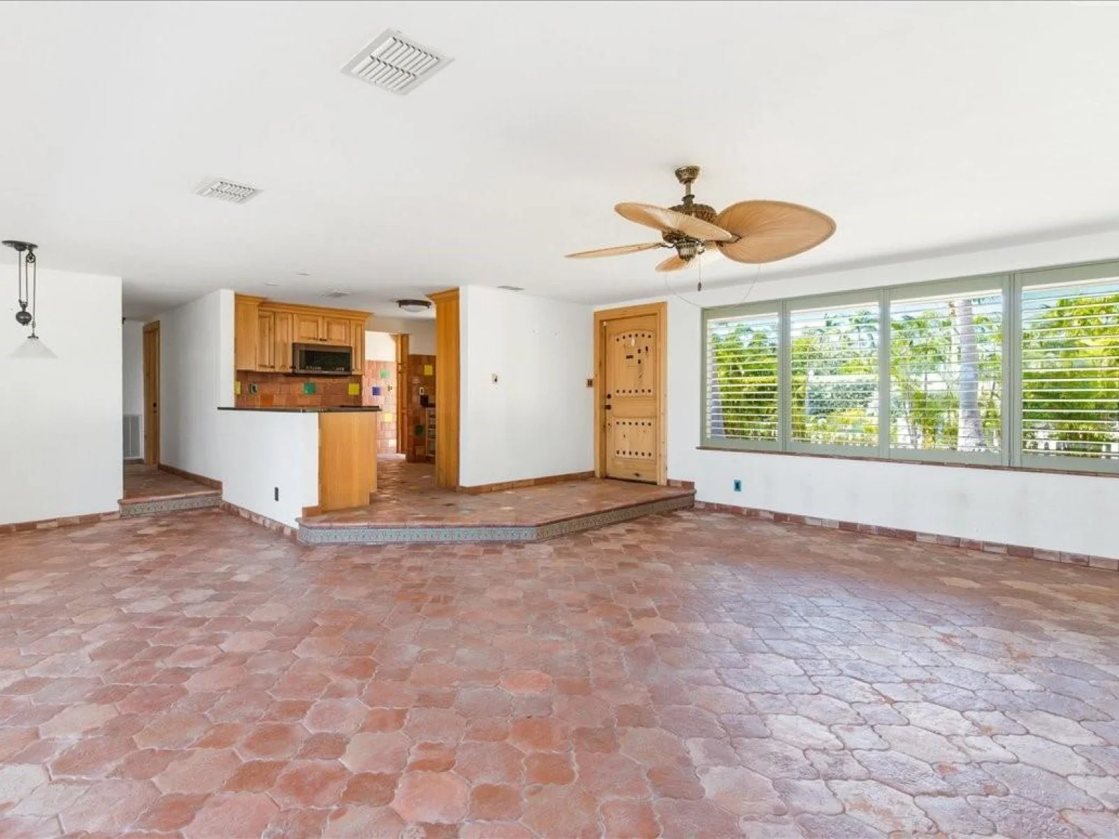 834 JUNGLE QUEEN WAY, LONGBOAT KEY, FL — photo 29