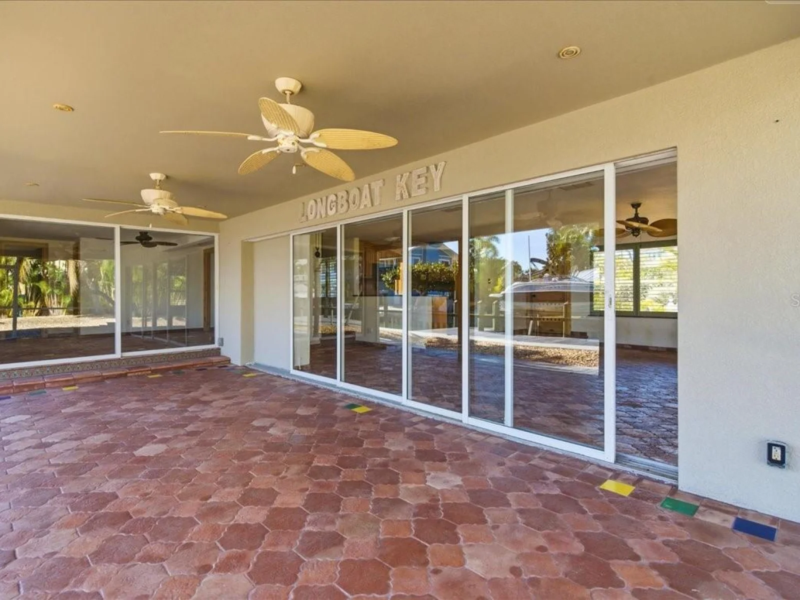 834 JUNGLE QUEEN WAY, LONGBOAT KEY, FL — photo 41