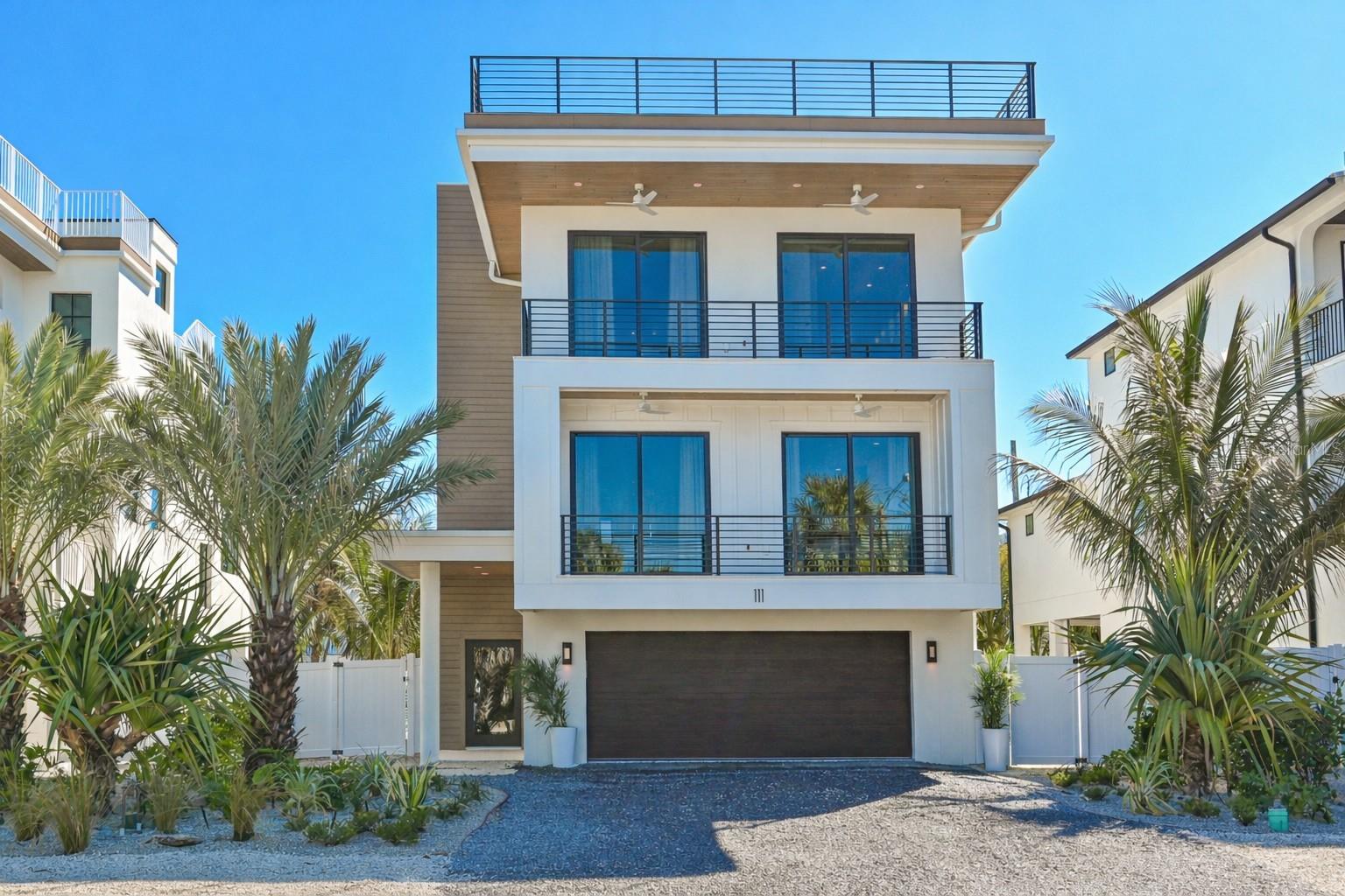 111 PALMETTO AVE, ANNA MARIA, FL — photo 2