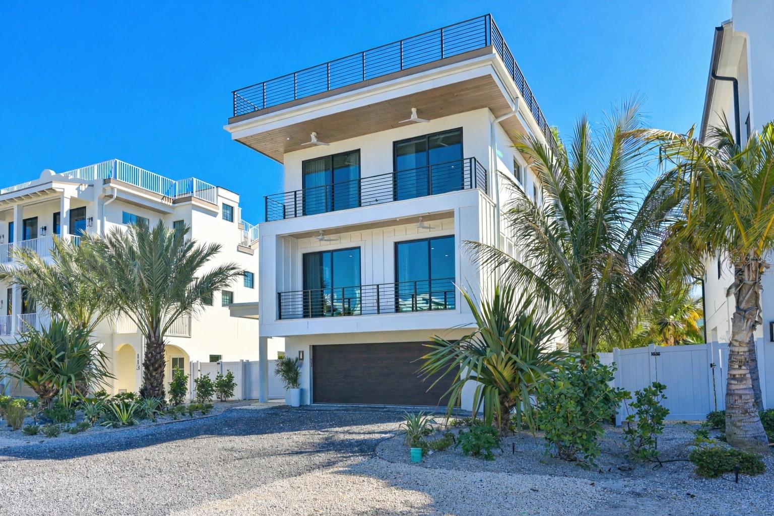 111 PALMETTO AVE, ANNA MARIA, FL — photo 3
