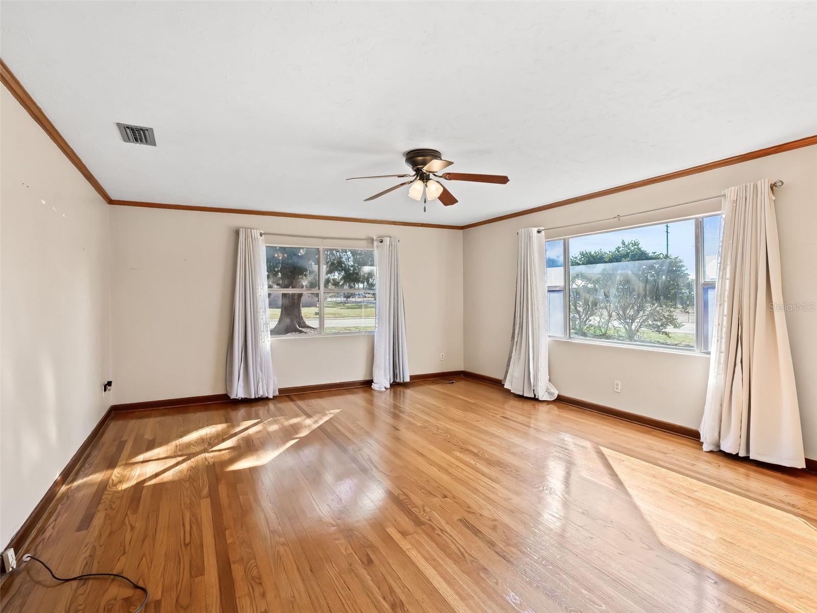 519 HUEY ST, WILDWOOD, FL — photo 8