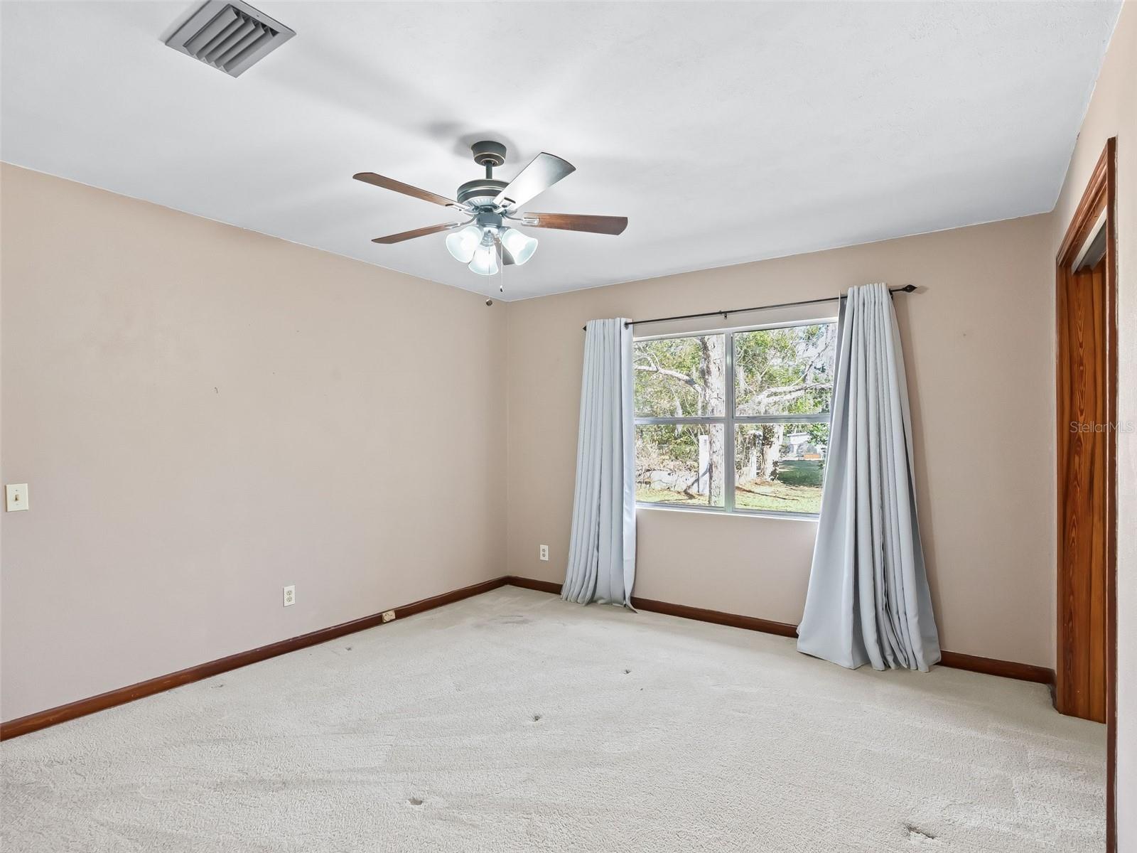 519 HUEY ST, WILDWOOD, FL — photo 22