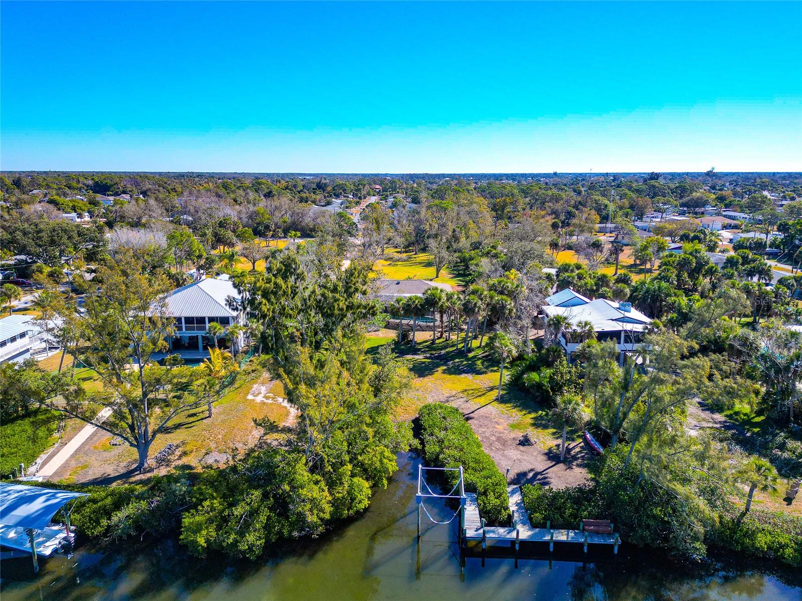 950 OXFORD DR, ENGLEWOOD, FL — photo 5
