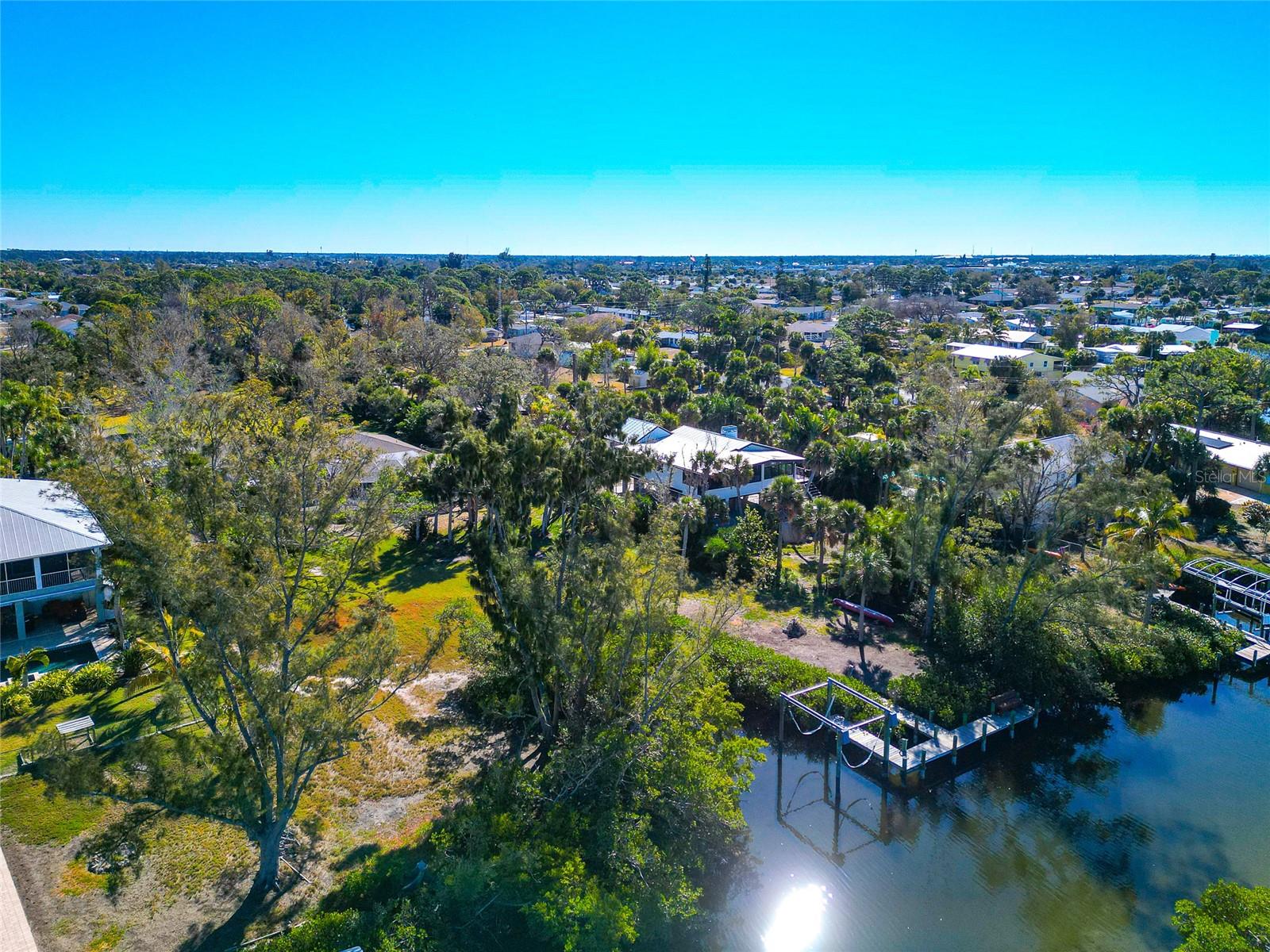 950 OXFORD DR, ENGLEWOOD, FL — photo 7