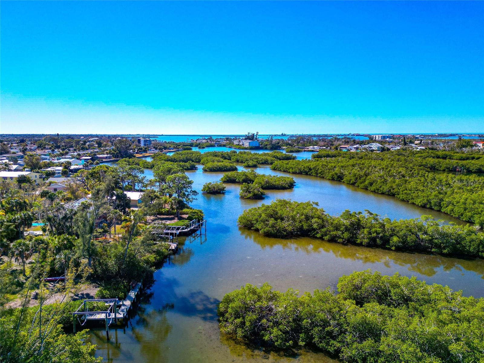 950 OXFORD DR, ENGLEWOOD, FL — photo 8