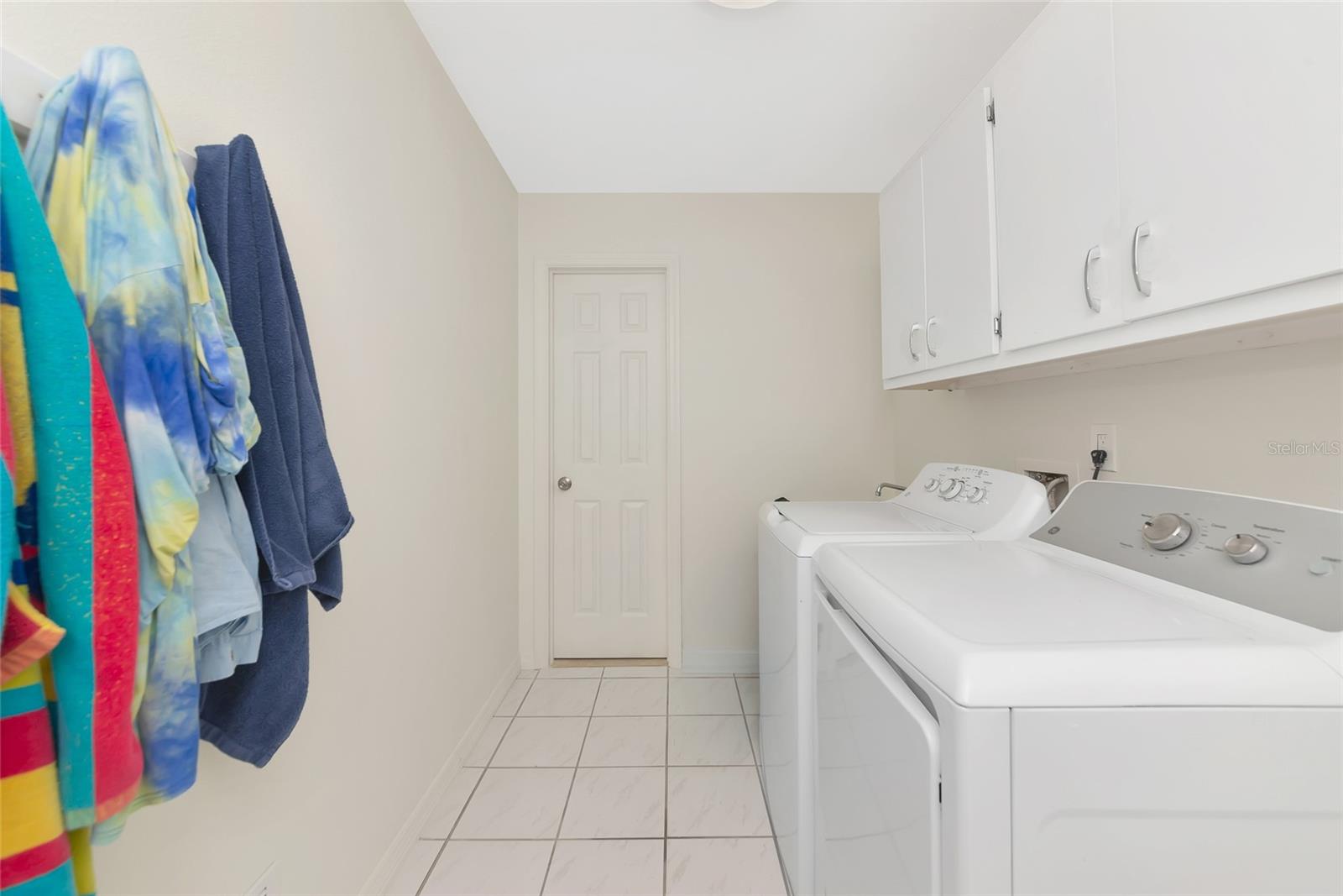 950 OXFORD DR, ENGLEWOOD, FL — photo 37