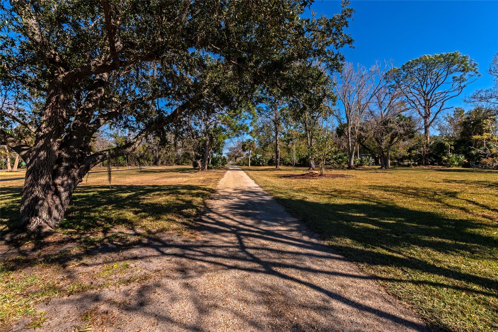 950 OXFORD DR, ENGLEWOOD, FL — photo 51
