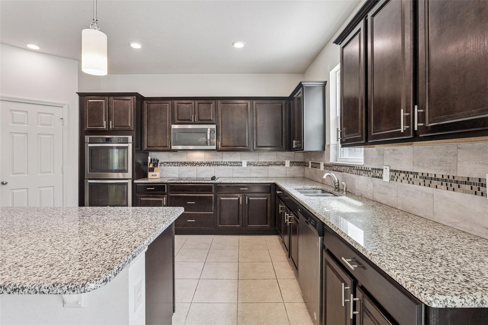 11437 WISHING WELL LN, CLERMONT, FL — photo 24