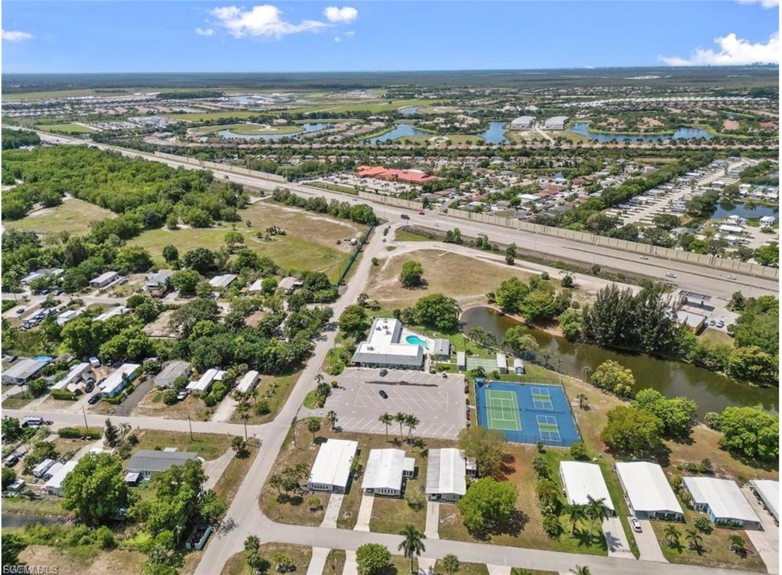 171 PINE KEY LN #28, NAPLES, FL — photo 4