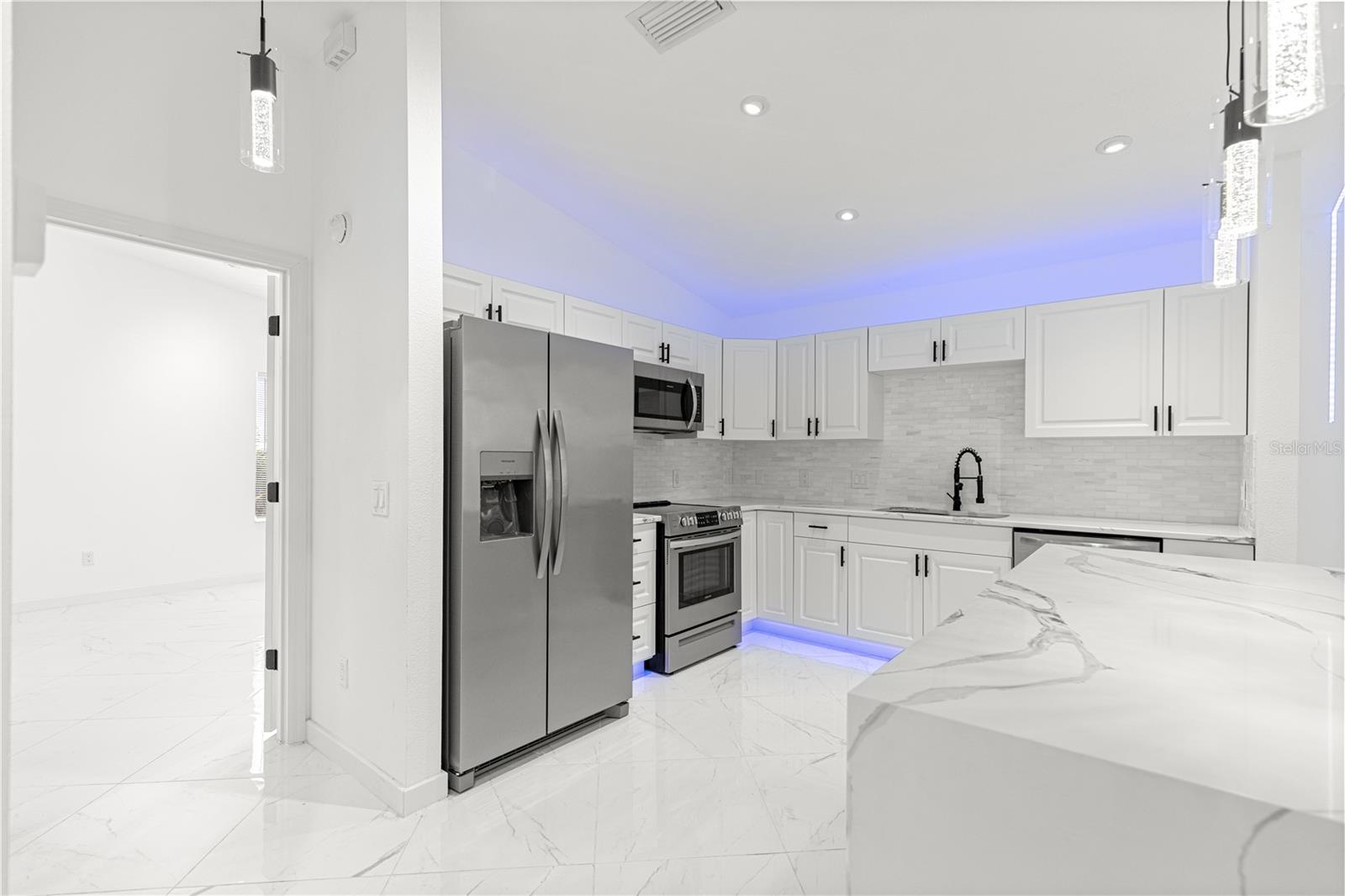 210 PALERMO PL, LADY LAKE, FL — photo 30
