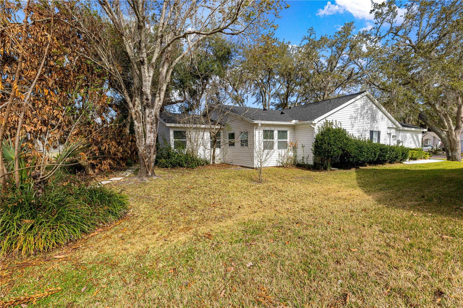 210 PALERMO PL, LADY LAKE, FL — photo 121