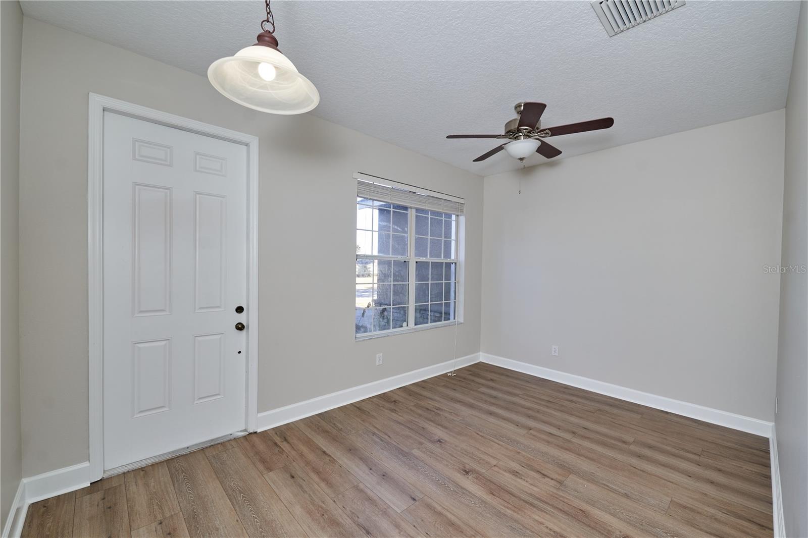 23903 SARDINIA DR, SORRENTO, FL — photo 7