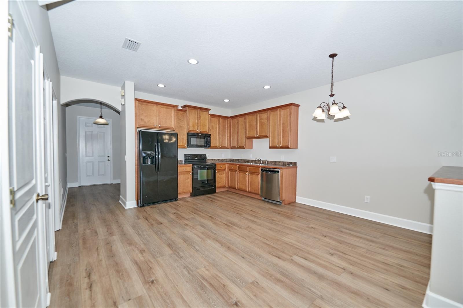 23903 SARDINIA DR, SORRENTO, FL — photo 15