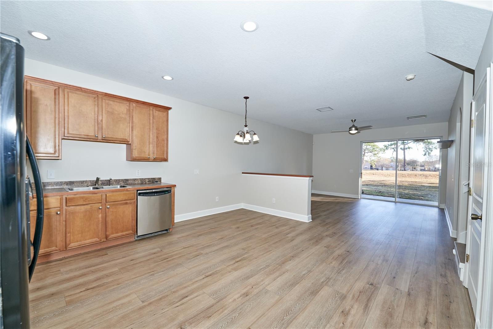 23903 SARDINIA DR, SORRENTO, FL — photo 26