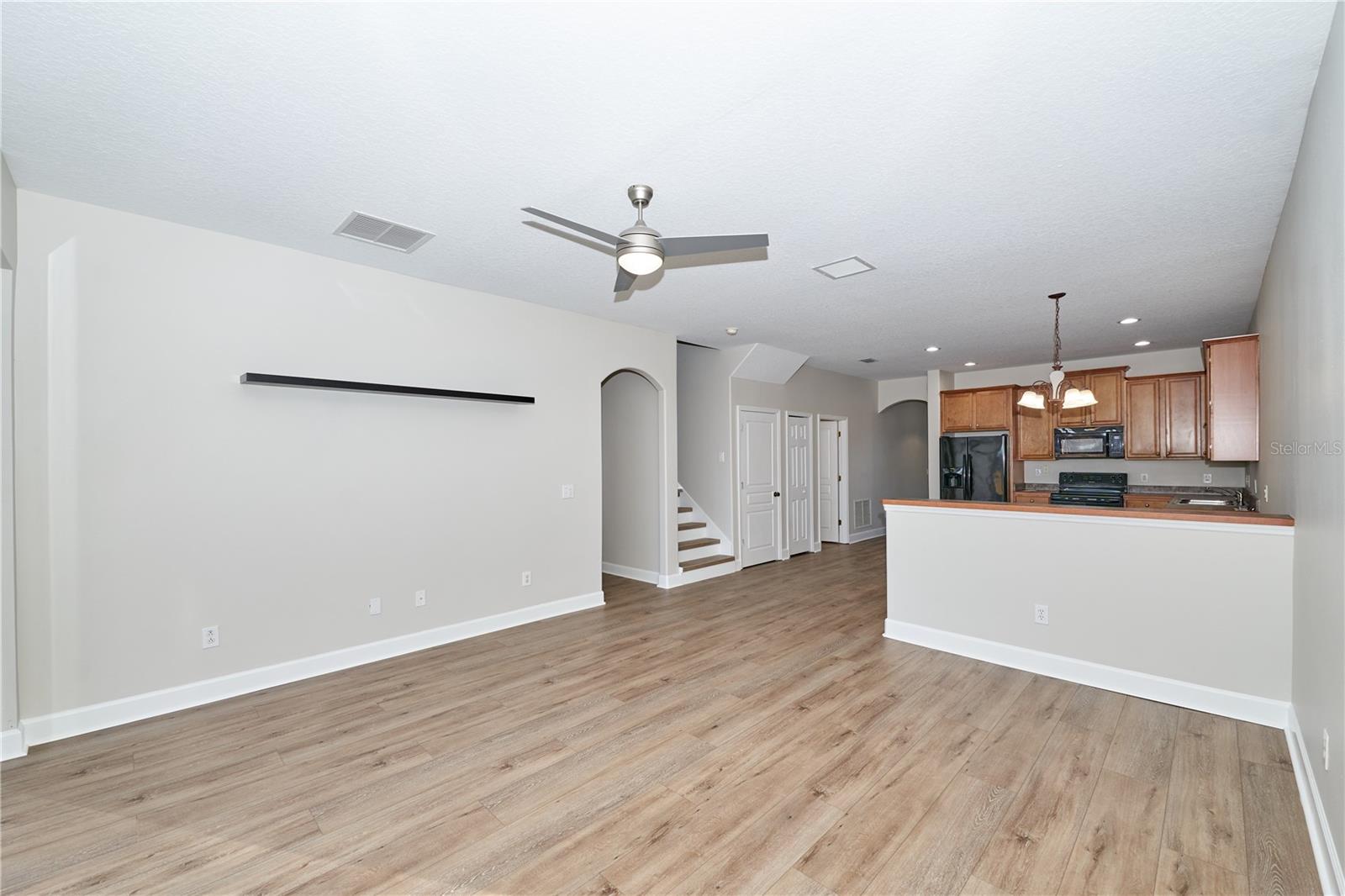 23903 SARDINIA DR, SORRENTO, FL — photo 27