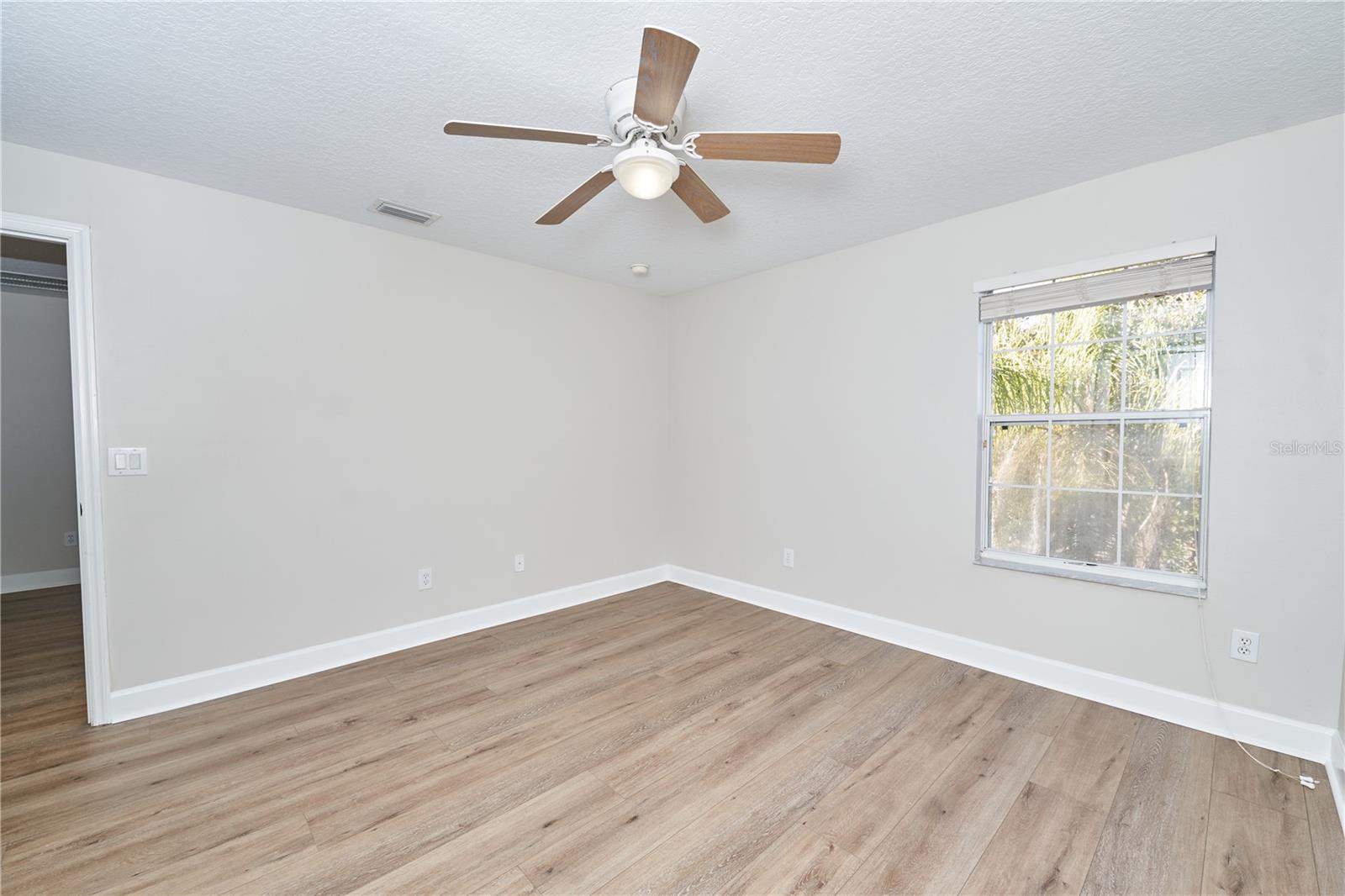23903 SARDINIA DR, SORRENTO, FL — photo 96