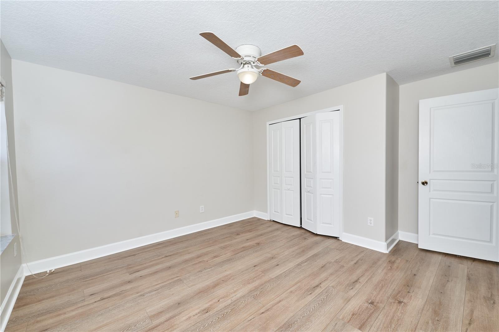 23903 SARDINIA DR, SORRENTO, FL — photo 100