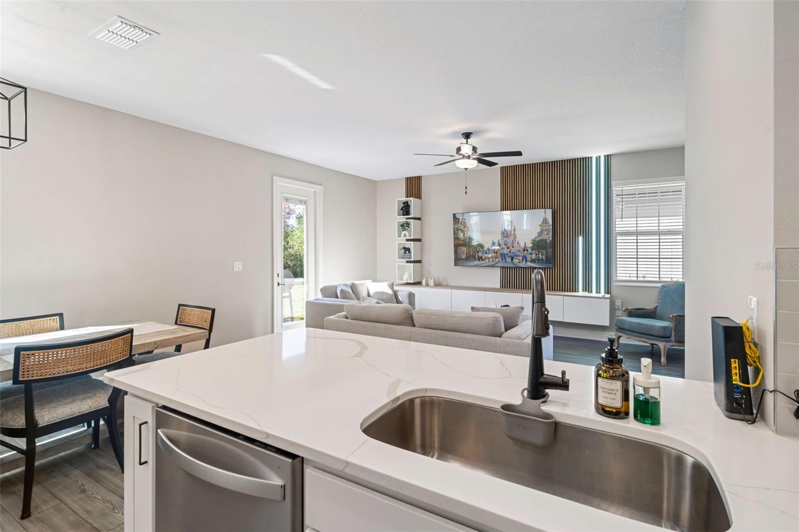 7796 SOMERSWORTH DR, KISSIMMEE, FL — photo 9