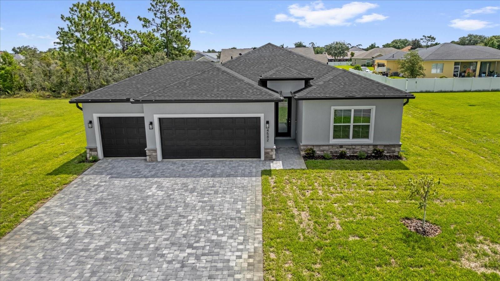 5248 PONCE DE LEON BLVD, SEBRING, FL — photo 2