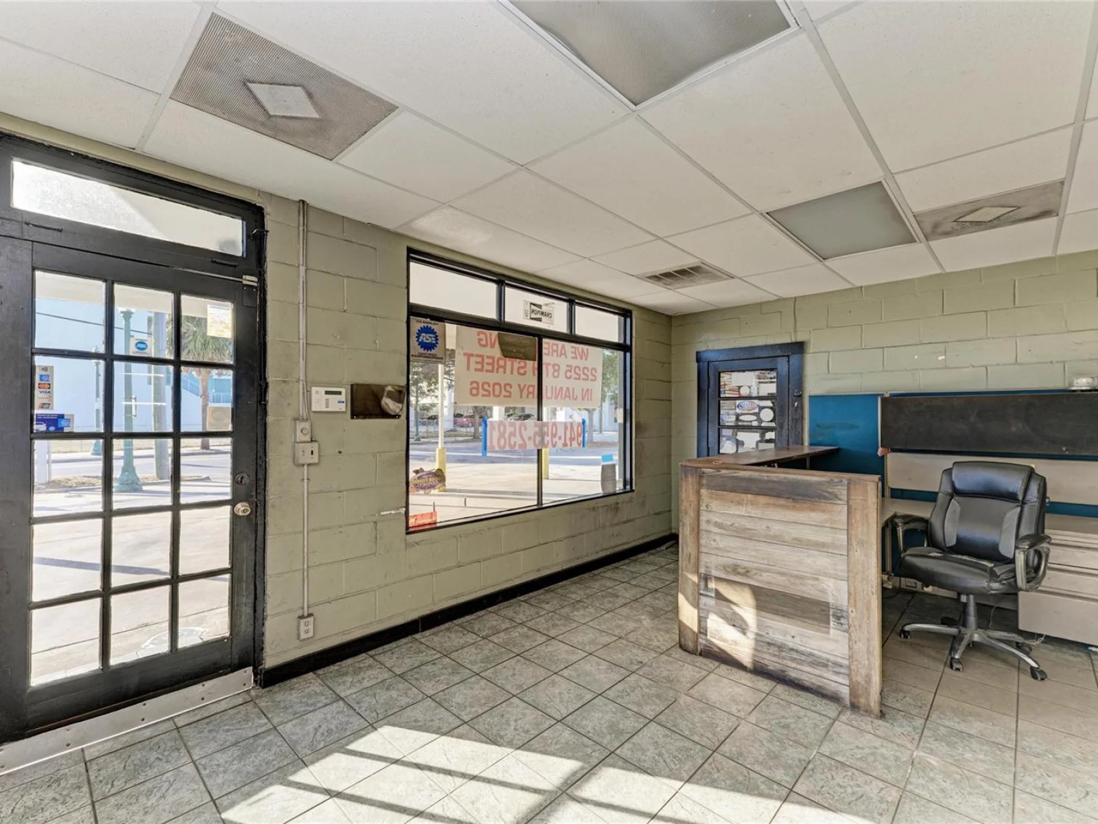 400 W CENTRAL AVE, SARASOTA, FL — photo 9