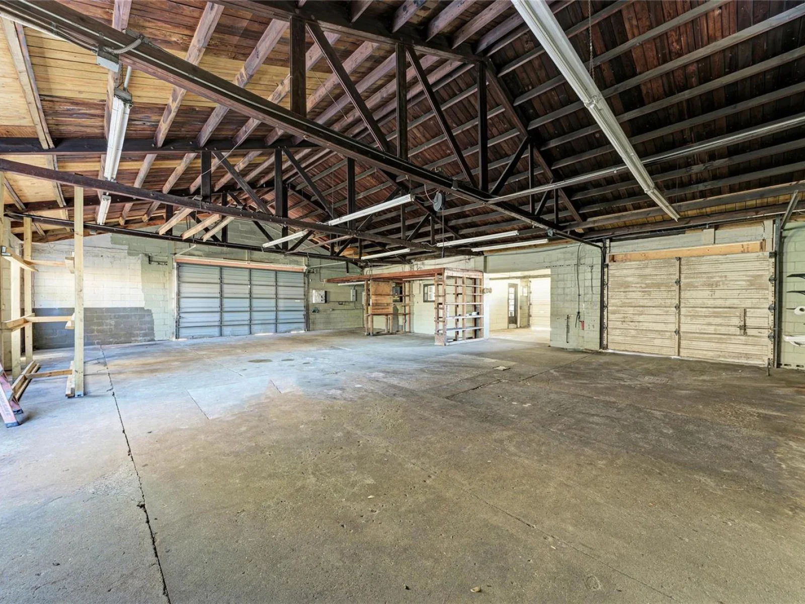 400 W CENTRAL AVE, SARASOTA, FL — photo 18