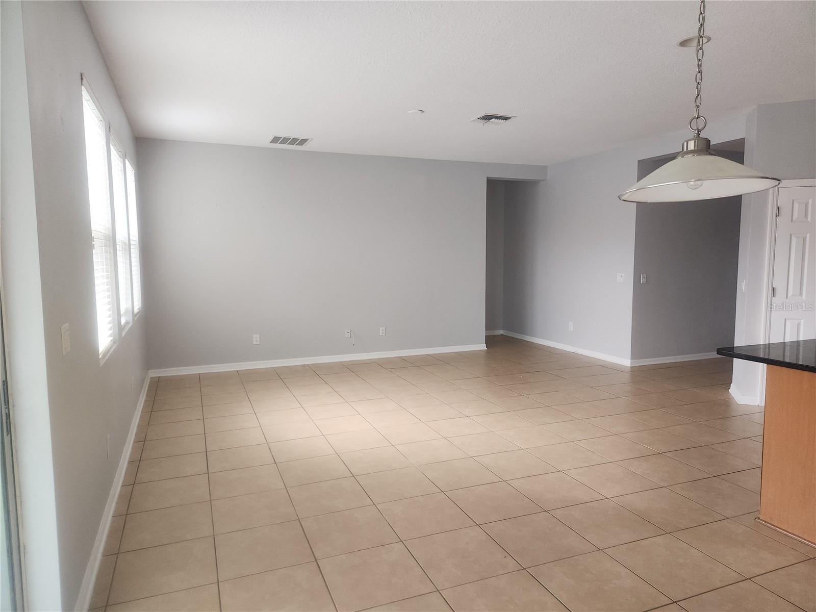 2556 TANNER TER, KISSIMMEE, FL — photo 4