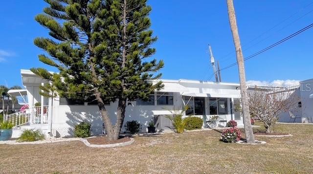 740 CAREFREE, VENICE, FL — photo 2