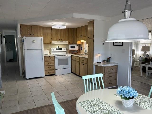 740 CAREFREE, VENICE, FL — photo 9