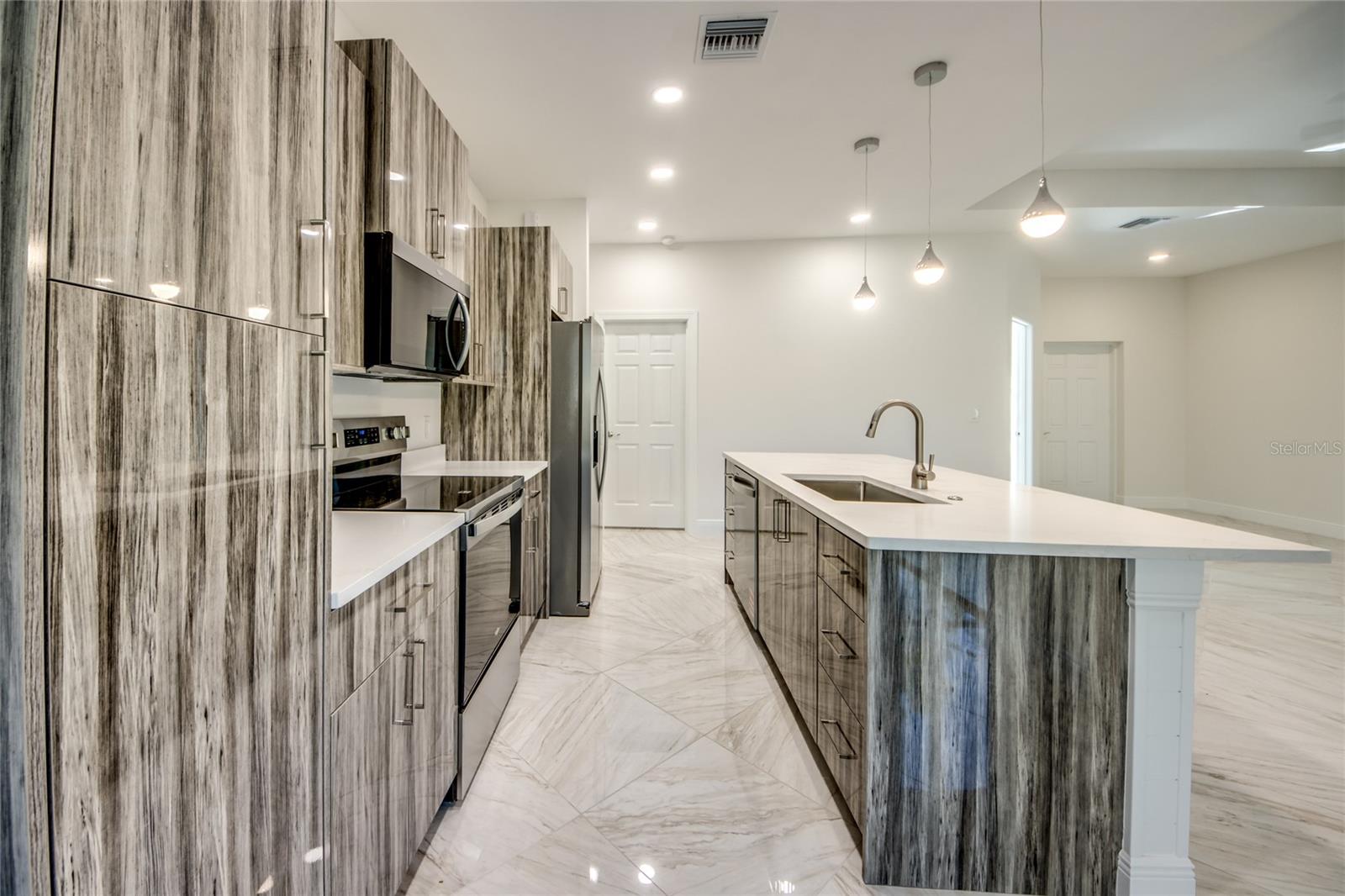 2512 48TH ST W, LEHIGH ACRES, FL — photo 21