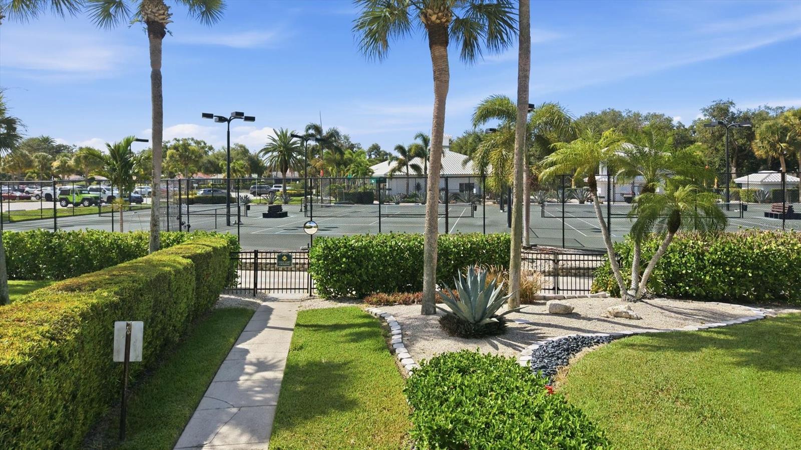 1611 SLATE CT, VENICE, FL — photo 33