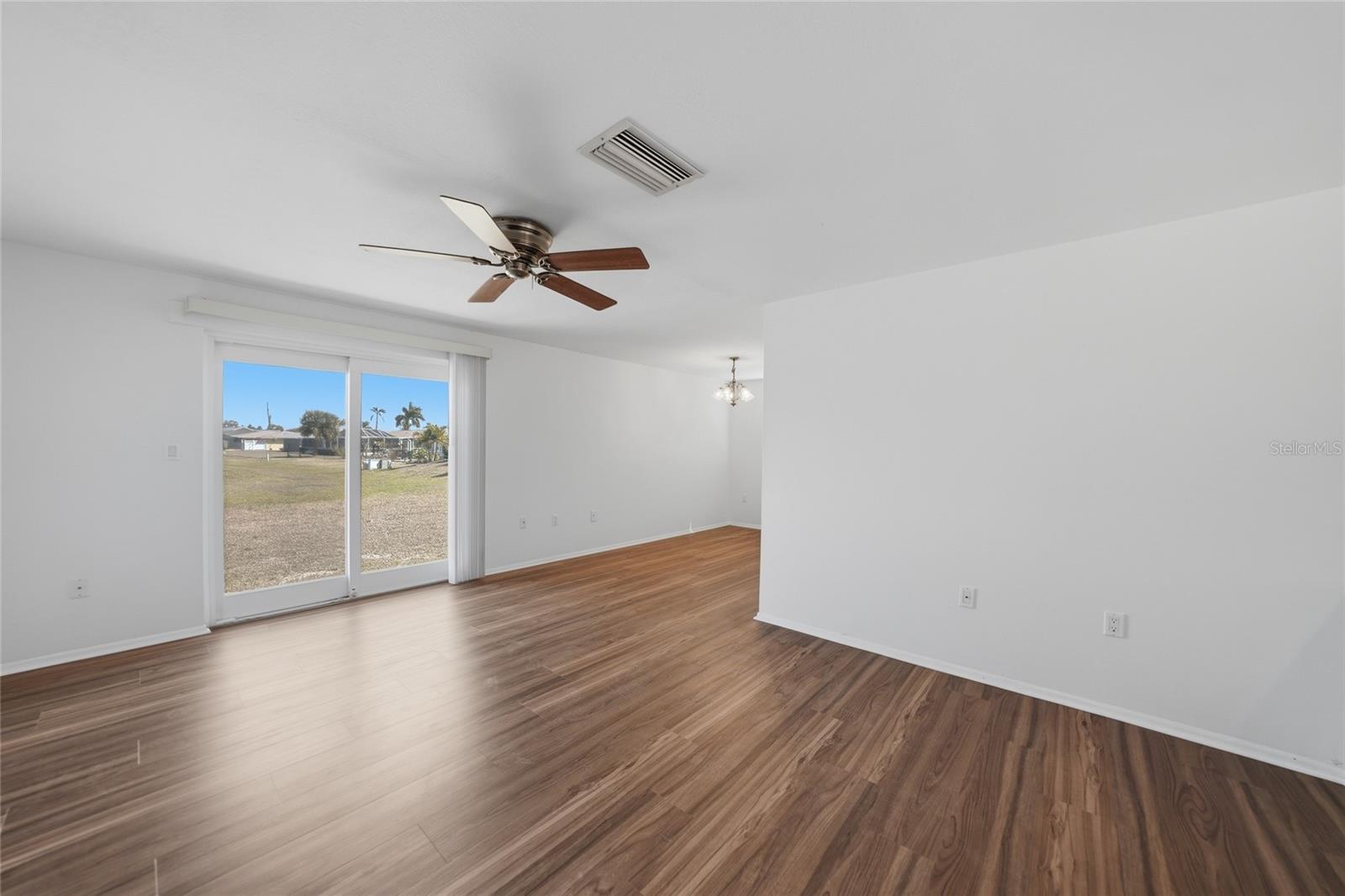 60 ROTONDA CIR, ROTONDA WEST, FL — photo 6