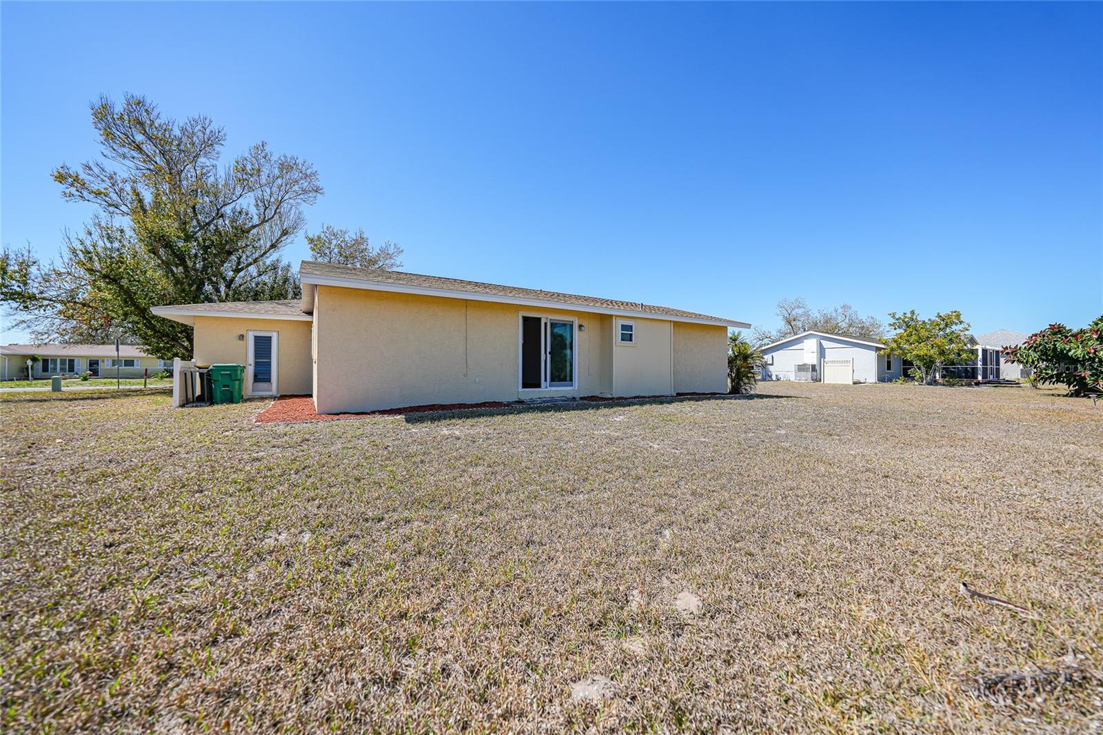 60 ROTONDA CIR, ROTONDA WEST, FL — photo 39