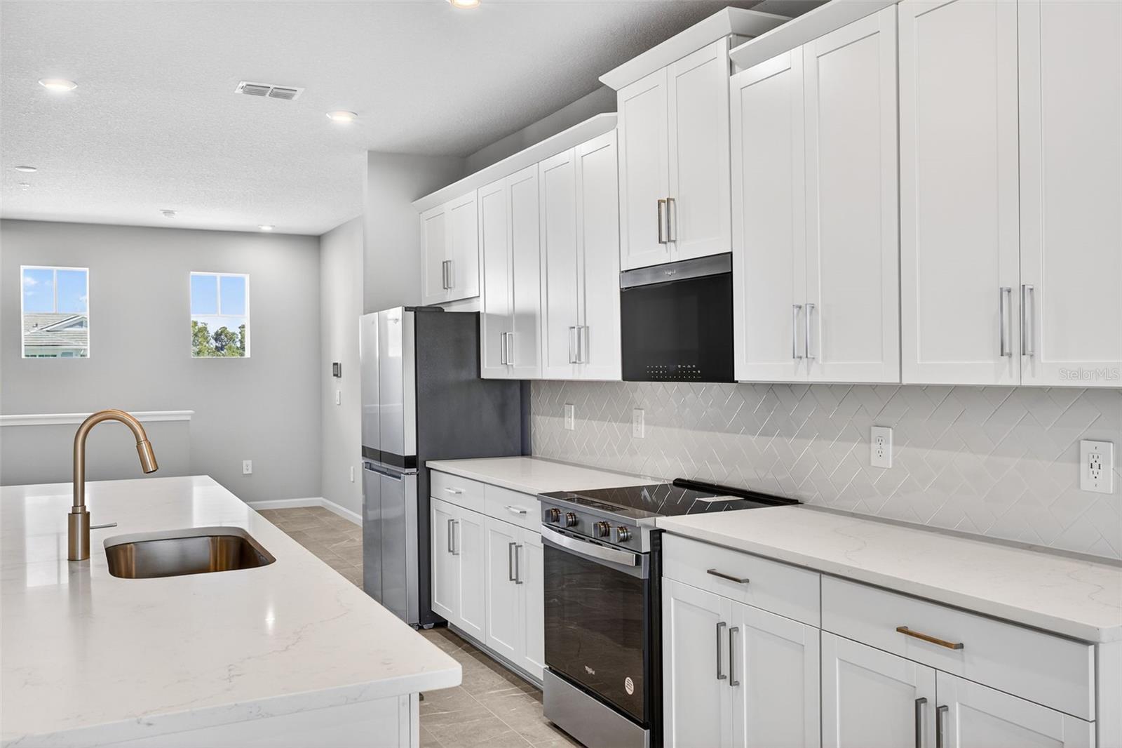 17375 MOONFLOWER DR #202, VENICE, FL — photo 10