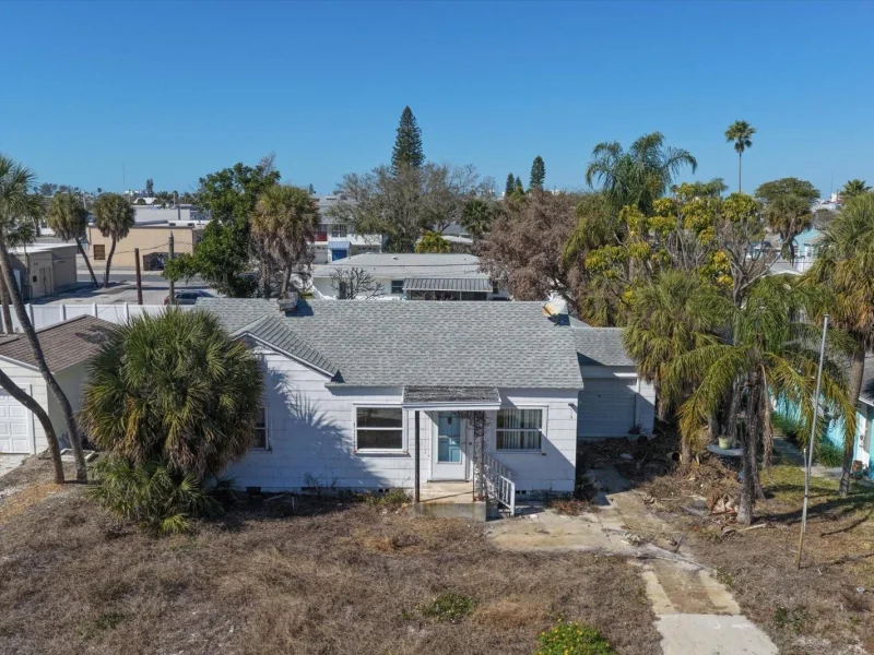 429 70TH AVE, ST PETE BEACH, FL