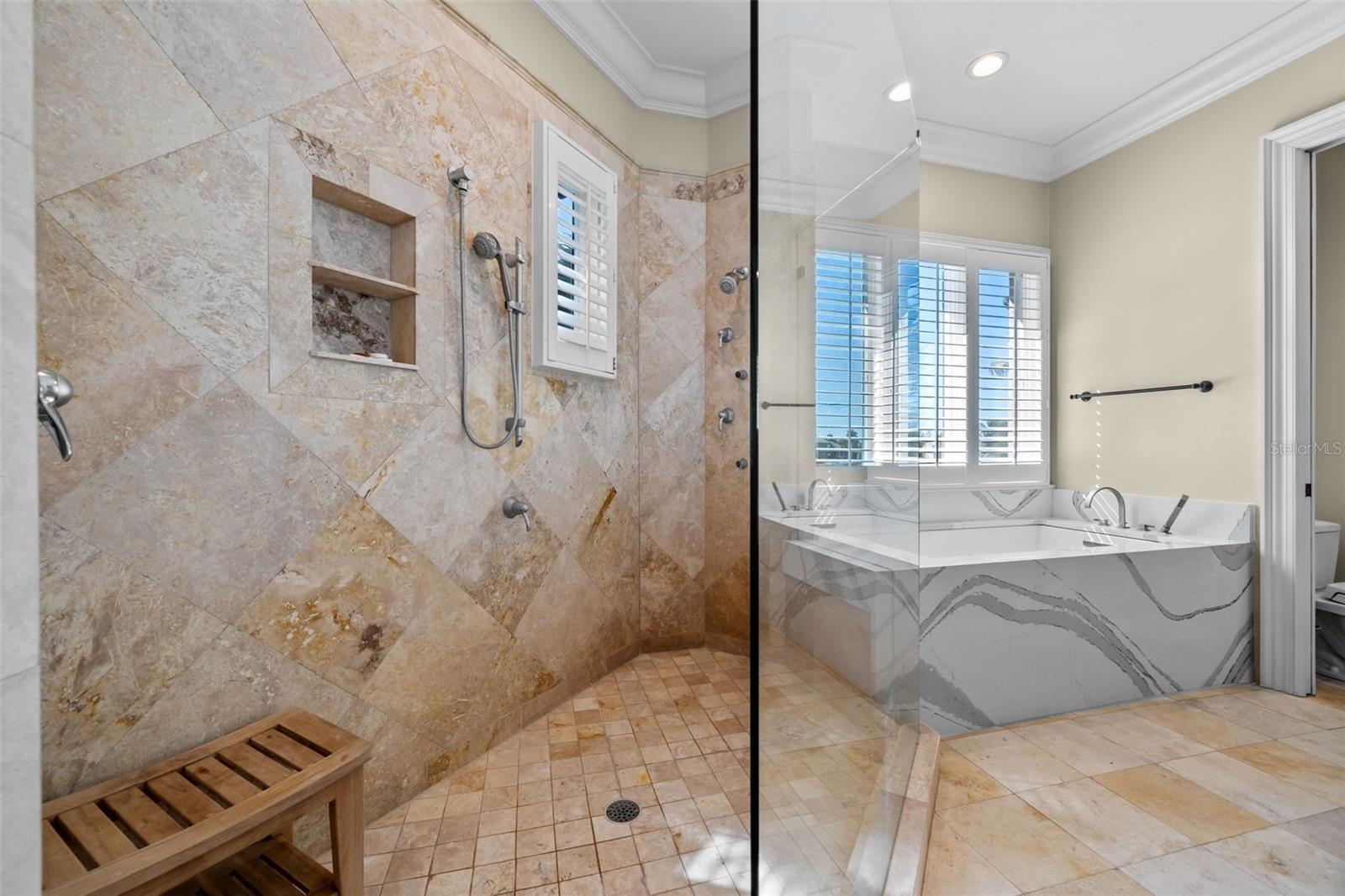 1394 HARBOR DR, SARASOTA, FL — photo 52