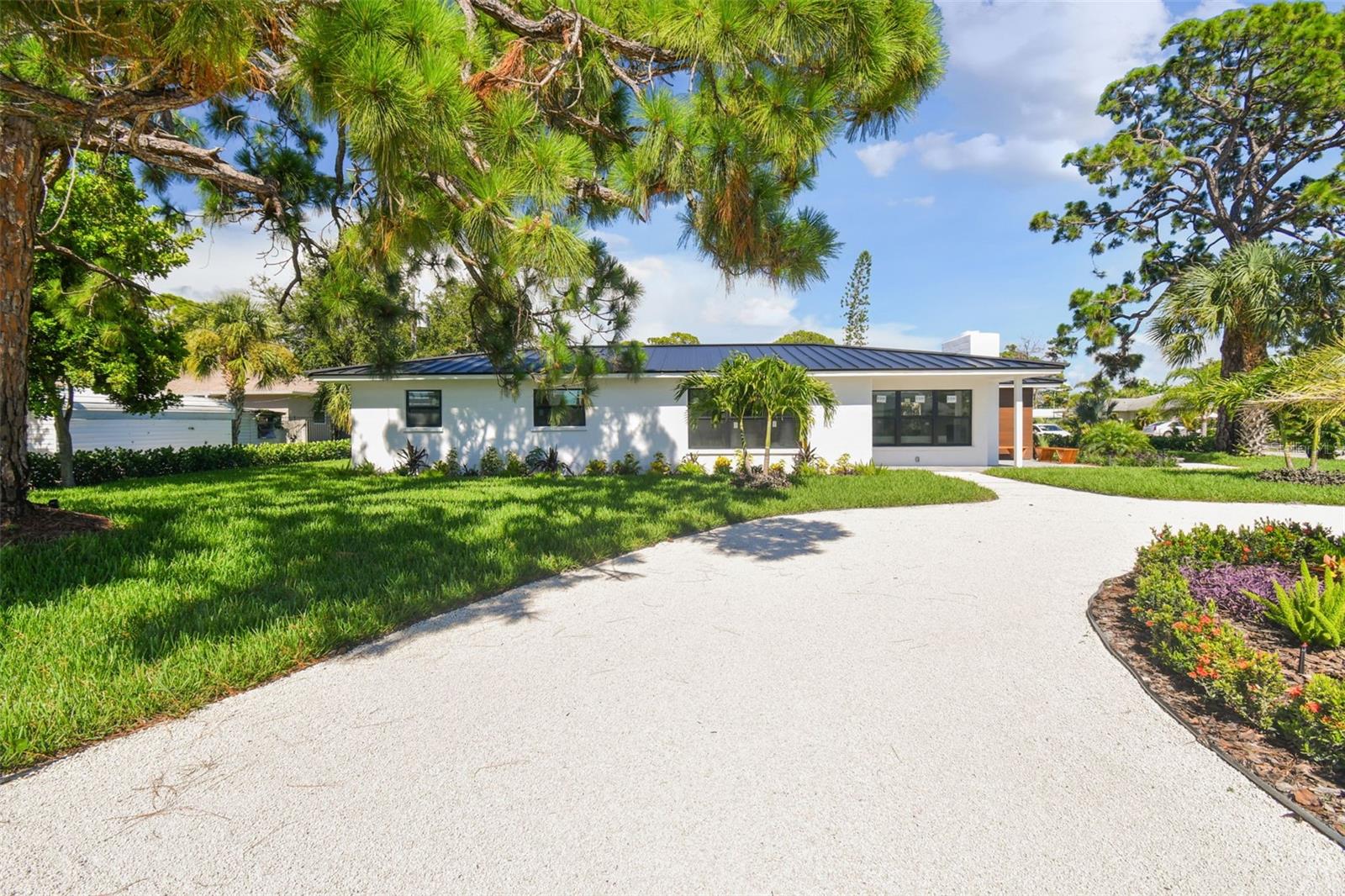 301 AURORA ST E, VENICE, FL — photo 4