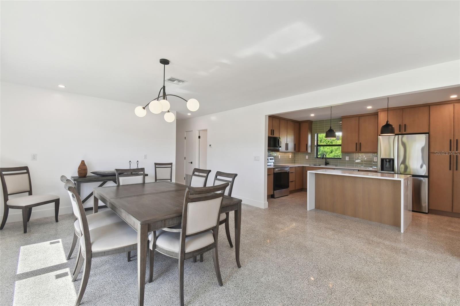 301 AURORA ST E, VENICE, FL — photo 8